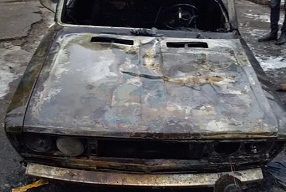 В Добрушском районе мужчина из ревности поджег чужой автомобиль